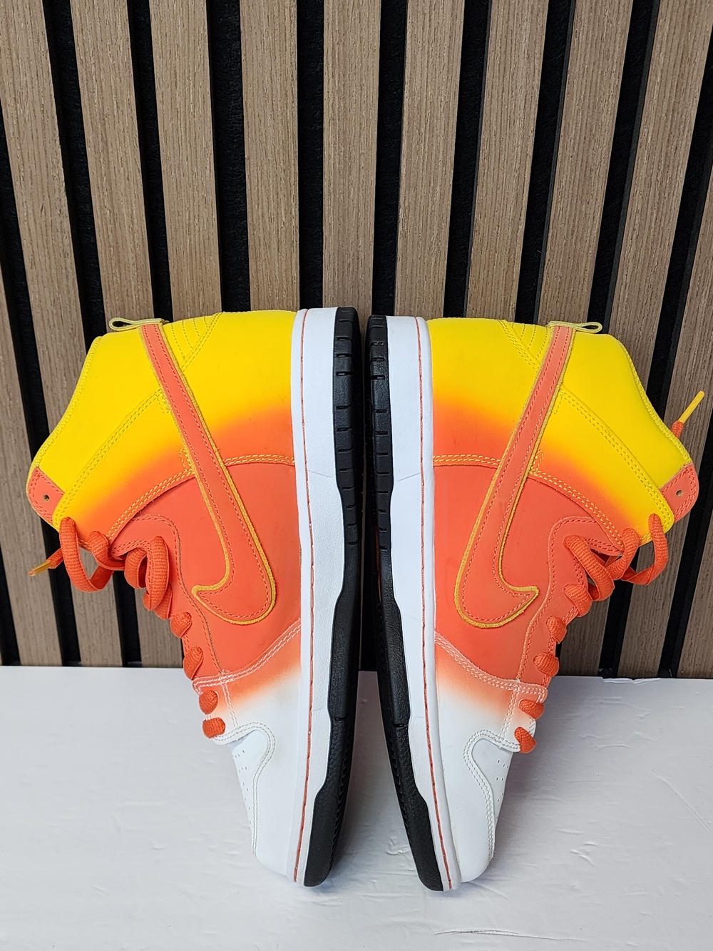 Men’s Nike SB Dunk High Candy Corn Sweet Tooth FN5107-700 Size 10.5 - Picture 14 of 14